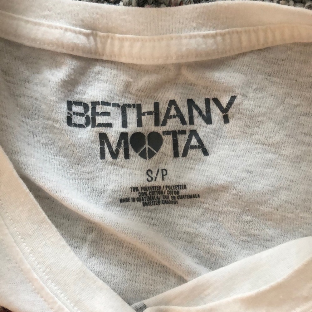 Cropped Tee - Picture 2 of 2